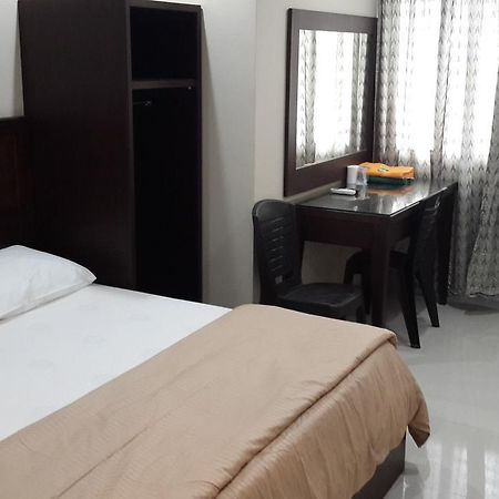 Leon Inn Jodoh Square Batam Luaran gambar