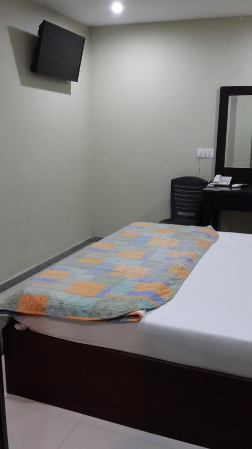 Leon Inn Jodoh Square Batam Luaran gambar